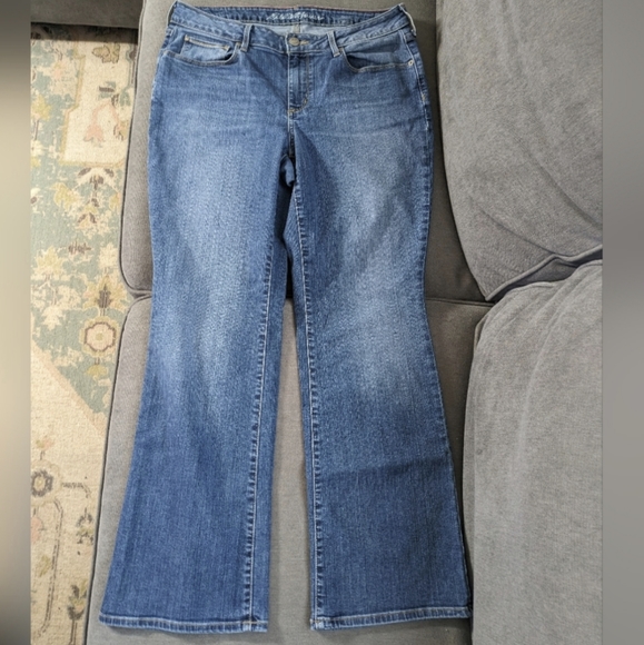 Eddie Bauer Denim - Eddie Bauer Curvy Flare Jeans 12S